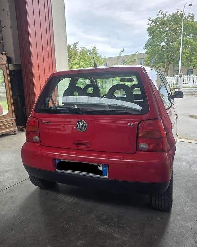Rosso Usata 2003 VW Lupo Highline Due volumi | 3300 € (Buon prezzo) - Immagine 1/4