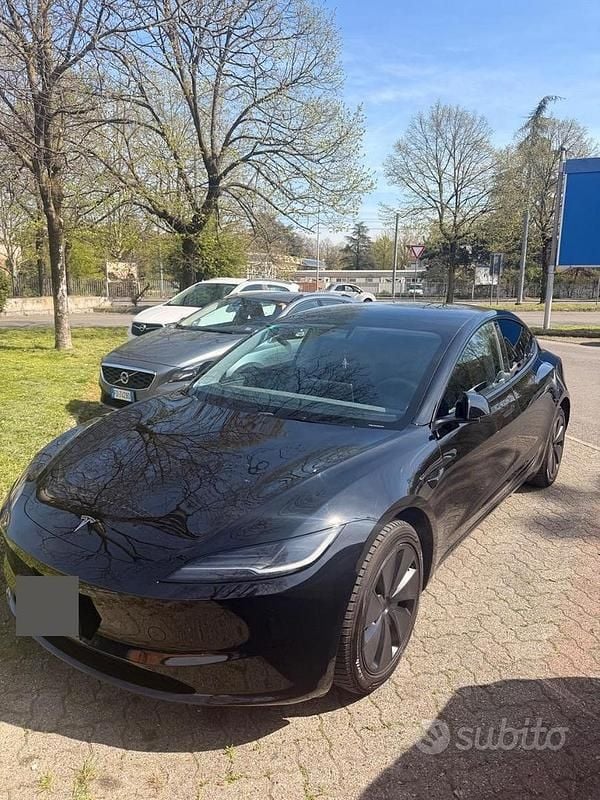 Usata Tesla Model 3 235 kW (320 CV) 2024 Nero Berlina