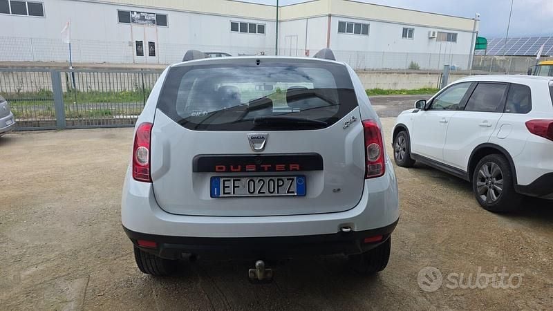 Usata Dacia Duster 110 CV (80 kW) 2010 Bianco SUV