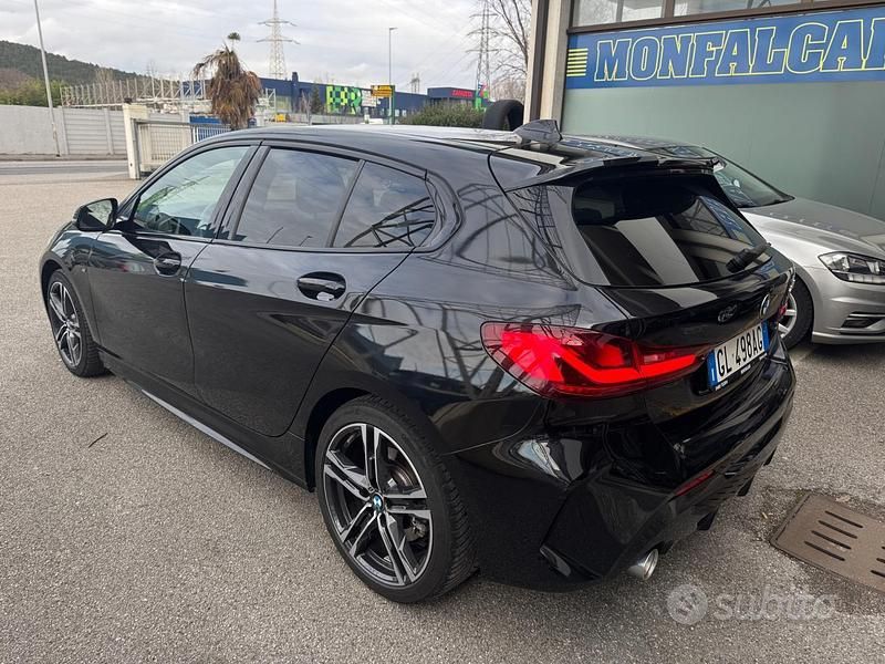 Usata BMW 120 M Sport 190 CV (139 kW) 2022 Nero Utilitaria