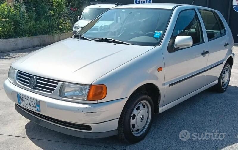 Usata VW Polo 60 CV (44 kW) 2000 Grigio Utilitaria