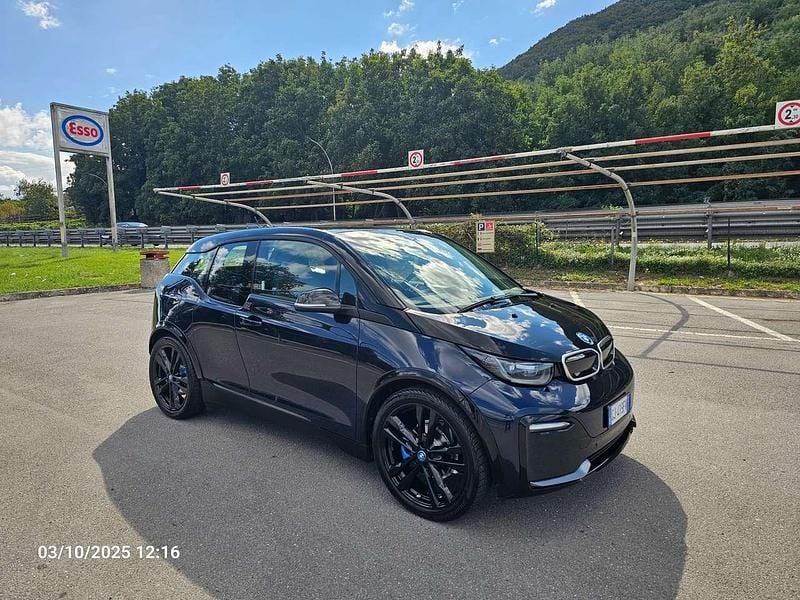Usata BMW i3 75 kW (102 CV) 2022 Bicolore Utilitaria