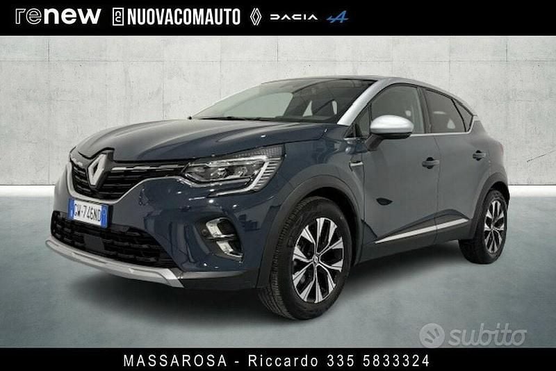 Usata Renault Captur Techno 145 CV (106 kW) 2024 Grigio SUV