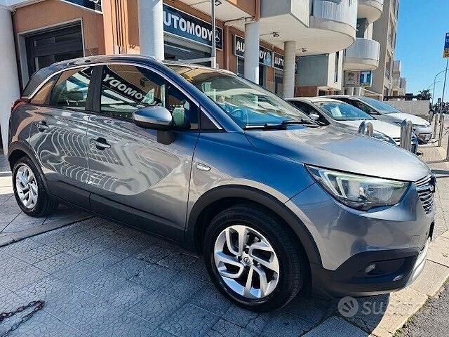 Occasion Opel Crossland X Innovation 102 ch (75 kW) 2018 Gris SUV