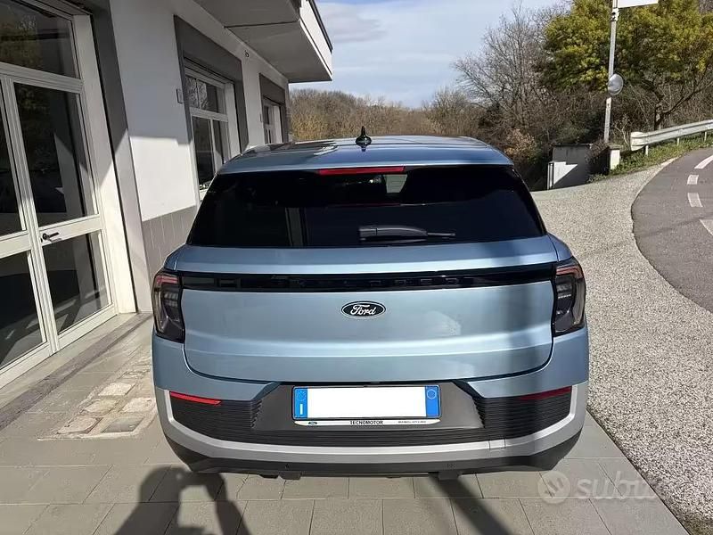Usata Ford Explorer Extended Range 250 kW (340 CV) 2024 Arctic blue SUV