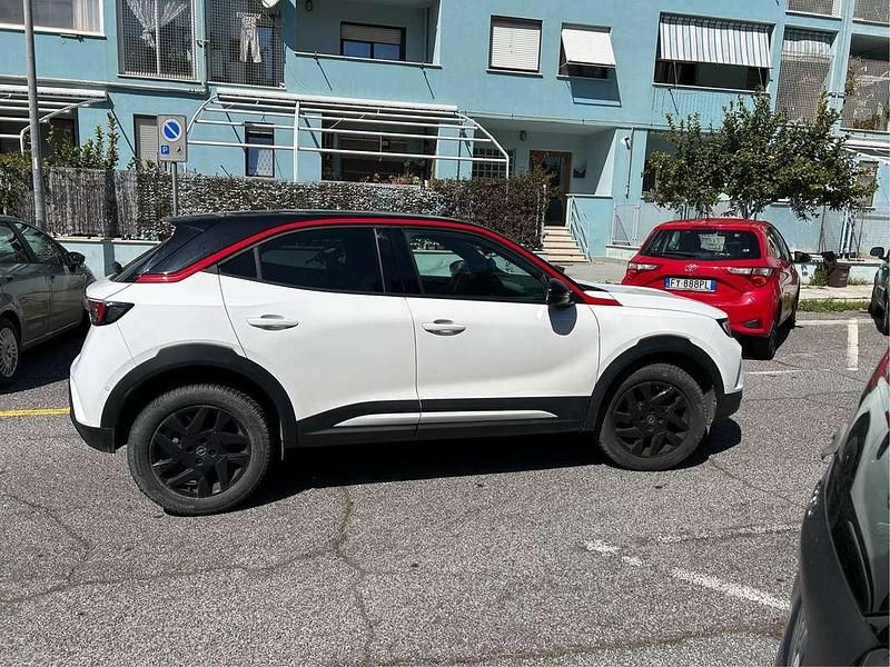 Usata Opel Mokka GS Line 110 CV (80 kW) 2021 Bianco SUV