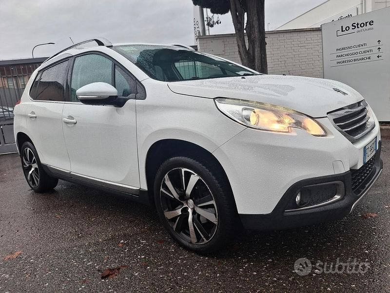 Usata Peugeot 2008 S 110 CV (80 kW) 2016 Bianco SUV