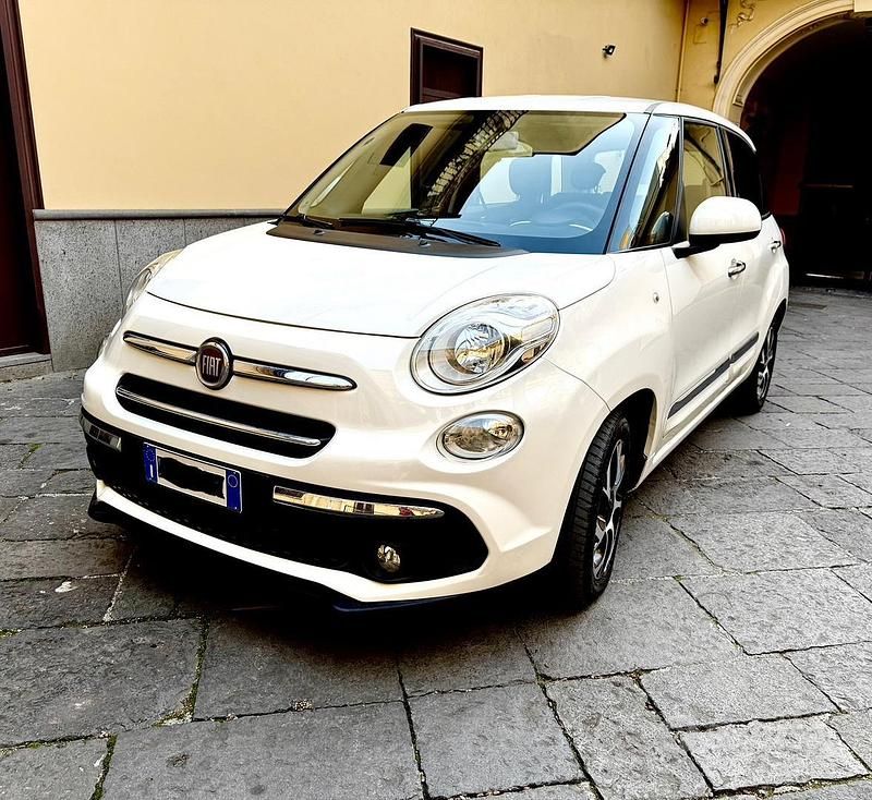 Usata Fiat 500L Lounge 95 CV (69 kW) 2017 Bianco Monovolume