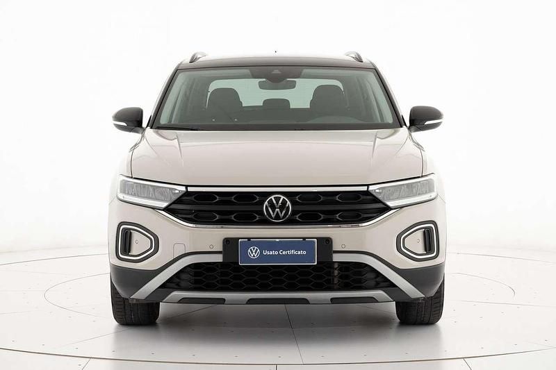 Usata VW T-Roc Life 116 CV (85 kW) 2023 Grigio SUV