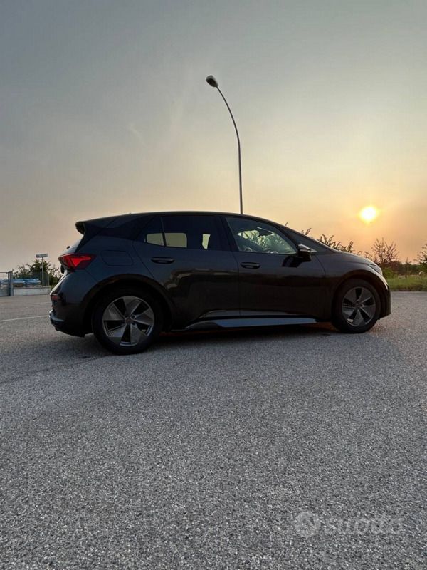 Usata Cupra Born 150 kW (204 CV) 2022 Nero Utilitaria