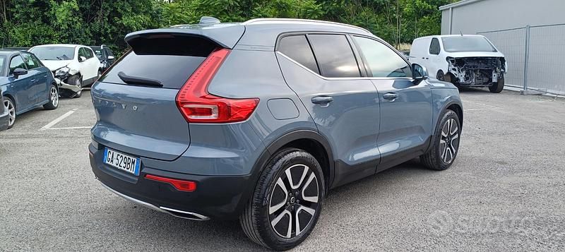 Usata Volvo XC40 Inscription 190 CV (139 kW) 2020 Grigio SUV