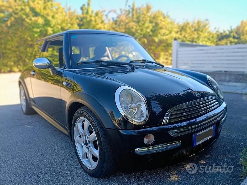 Nero Usata 2006 Mini One D Due volumi | 2500 € (Ottimo prezzo) - Immagine 1/4