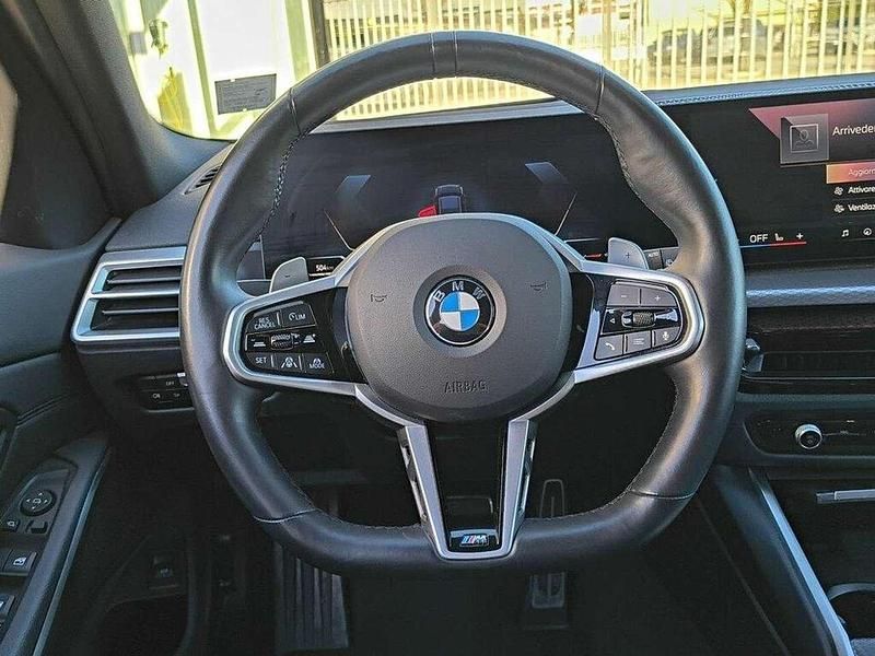 Usata BMW 320 M Sport 190 CV (139 kW) 2025 Black sapphire metallizzato Station wagon