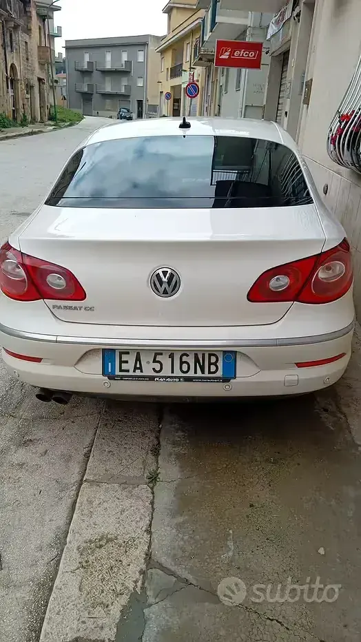 Usata VW Passat 140 CV (102 kW) 2010 Bianco Berlina