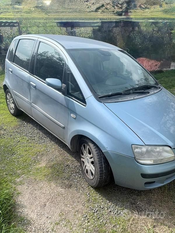 Usata Fiat Idea 90 CV (66 kW) 2008 Monovolume