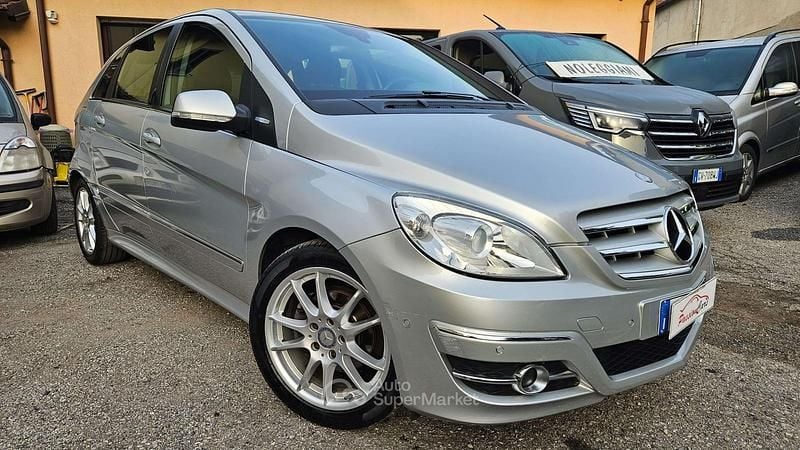 Usata Mercedes B160 95 CV (69 kW) 2009 Other Monovolume