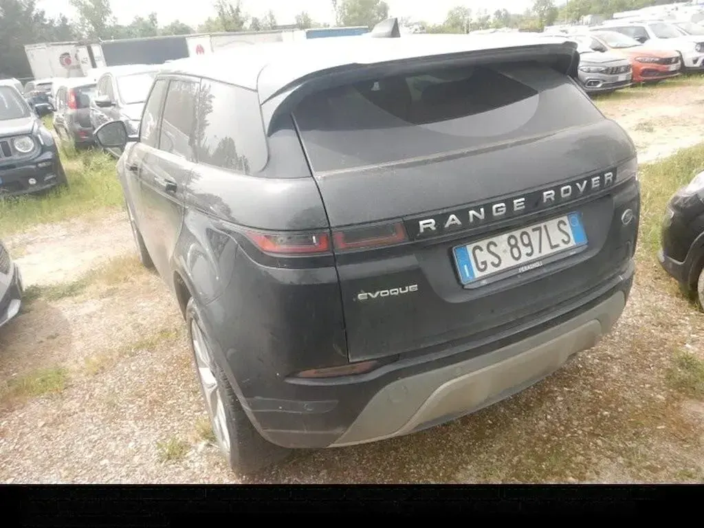 Begagnad Land Rover Range Rover evoque SE 163 HK (119 kW) 2023 Svart SUV
