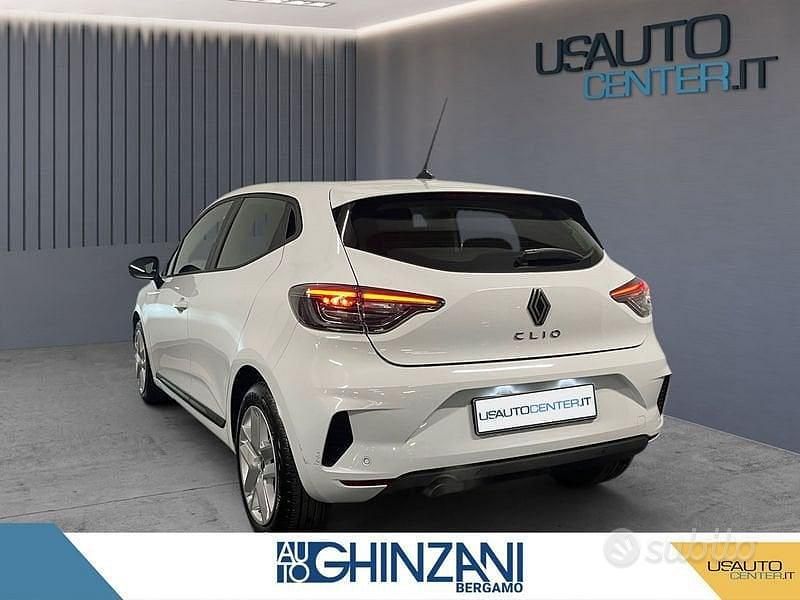 Usata Renault Clio V Evolution 91 CV (66 kW) 2024 Bianco Berlina