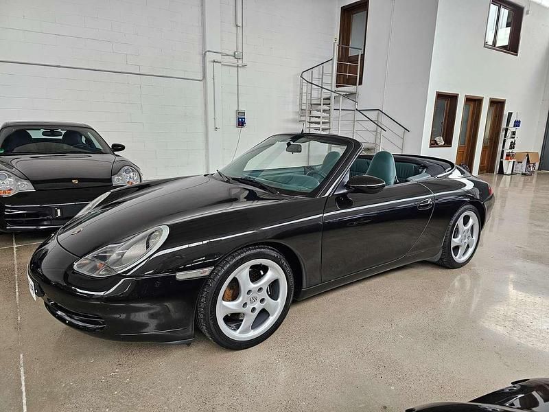 Usata Porsche 911 Carrera Cabriolet 300 CV (220 kW) 2000 Nero Cabrio
