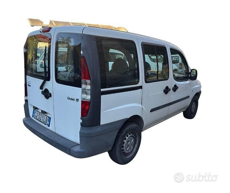 Usata Fiat Doblò 63 CV (46 kW) 2003 Bianco Monovolume