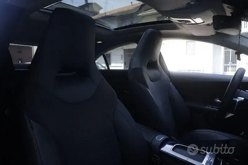 Usata Mercedes CLA200 AMG Line Premium Plus 150 CV (110 kW) 2024 Nero Coupé