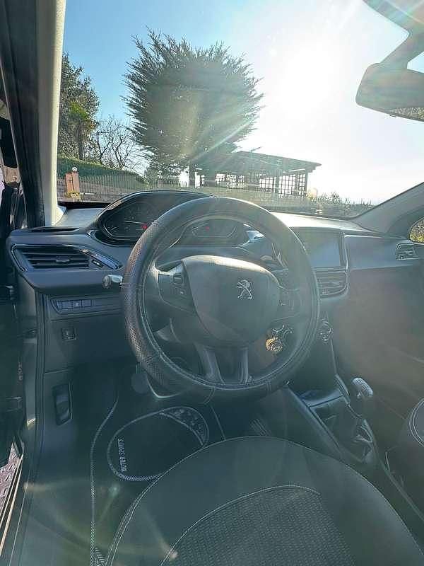 Usata Peugeot 208 75 CV (55 kW) 2017 Grigio Utilitaria