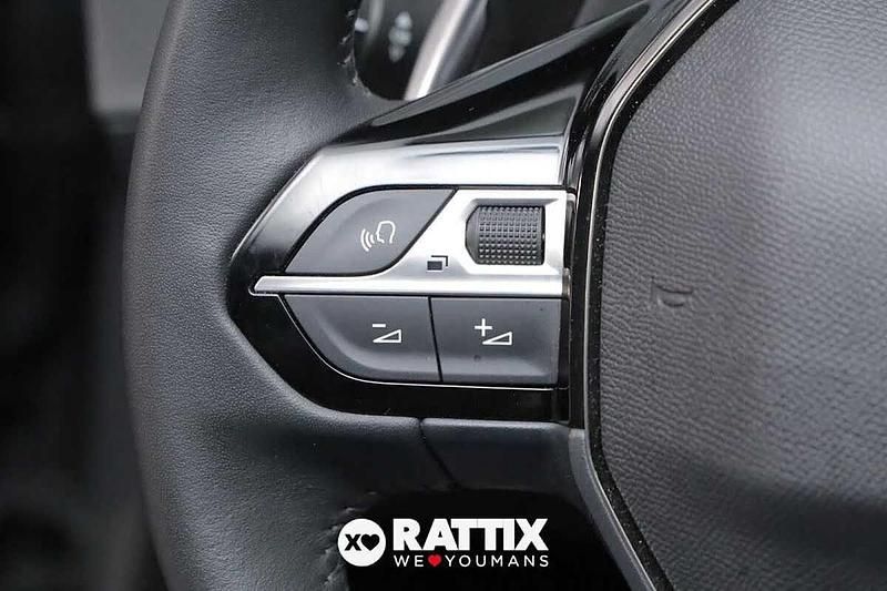 Usata Peugeot 208 Allure 110 CV (80 kW) 2025 Grigio selenium Utilitaria