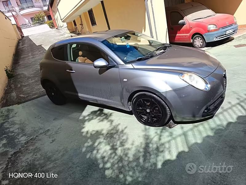 Usata Alfa Romeo MiTo 120 CV (88 kW) 2009 Grigio Utilitaria