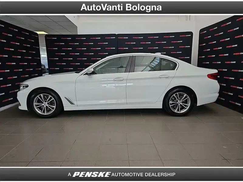 Usata BMW 520 Comfort Edition 190 CV (139 kW) 2019 Bianco Utilitaria