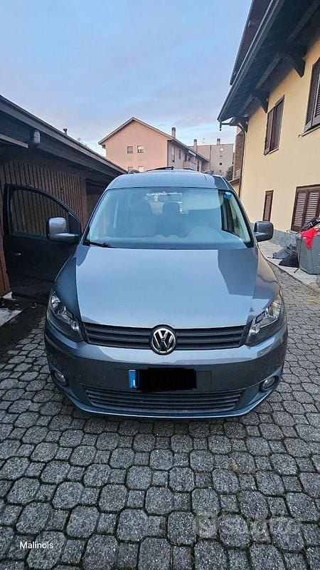 Usata VW Caddy 102 CV (75 kW) 2014 Grigio Monovolume