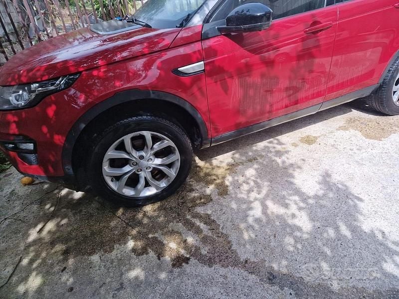 Usata 2016 Land Rover Discovery Sport HSE SUV | 11.000 € (Buon prezzo) - Immagine 1/3