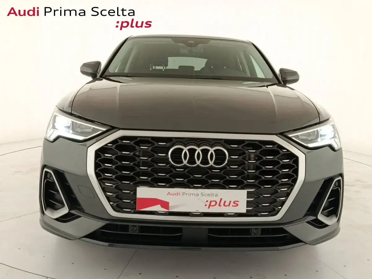 Usata Audi Q3 S-Line 150 CV (110 kW) 2025 Grigio SUV