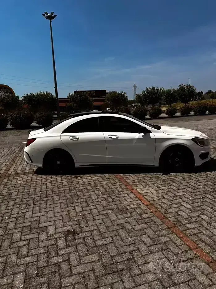 Usata Mercedes CLA220 170 CV (125 kW) 2013 Bianco Berlina