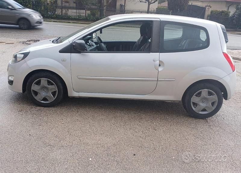 Usata Renault Twingo Night&Day 2014 Grigio Utilitaria