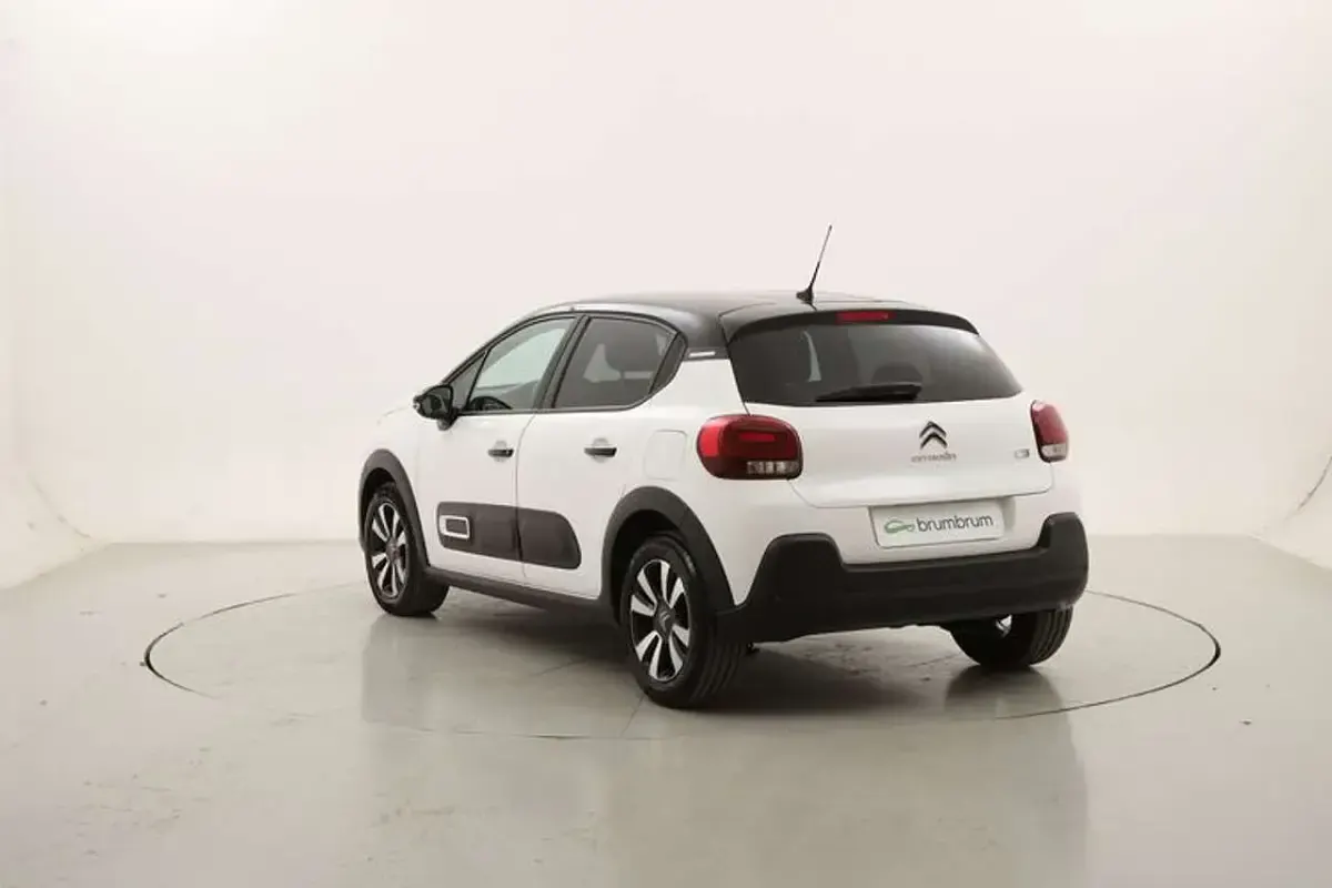 Usata Citroën C3 Shine 83 CV (61 kW) 2023 Bianco Utilitaria