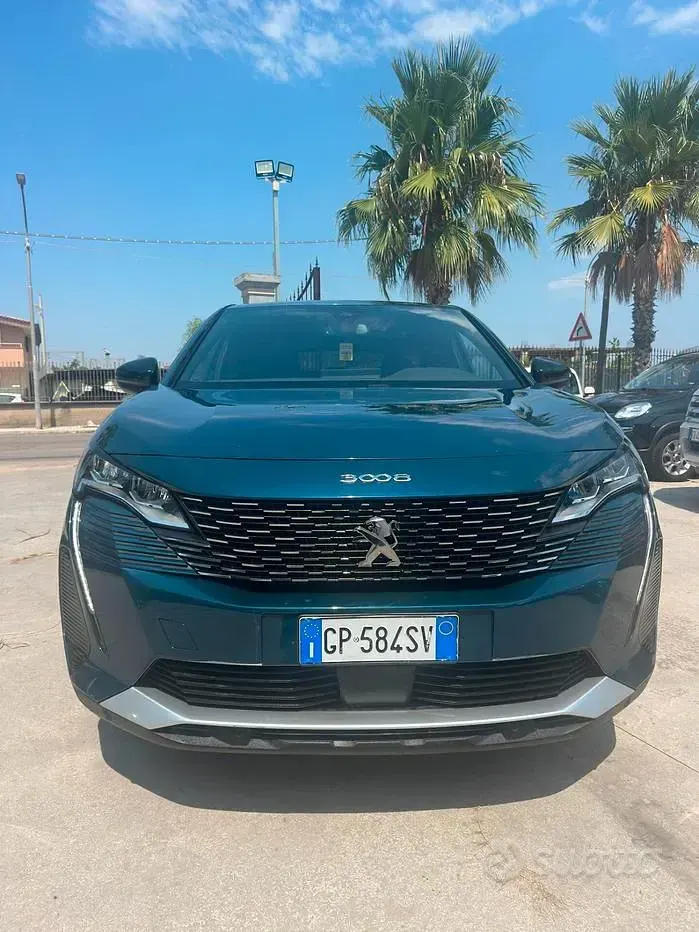 Usata Peugeot 3008 Allure 131 CV (96 kW) 2023 Blu SUV