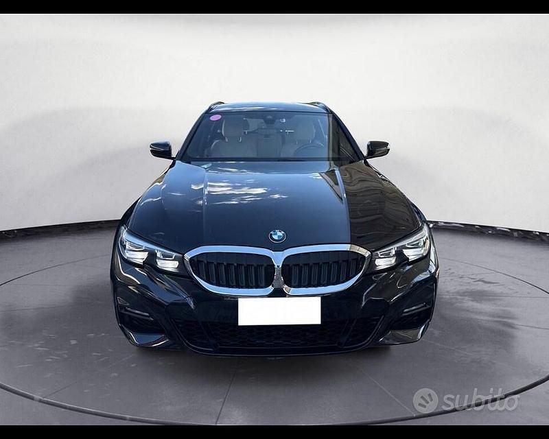 Usata BMW 320e M Sport 190 CV (139 kW) 2021 Nero Station wagon