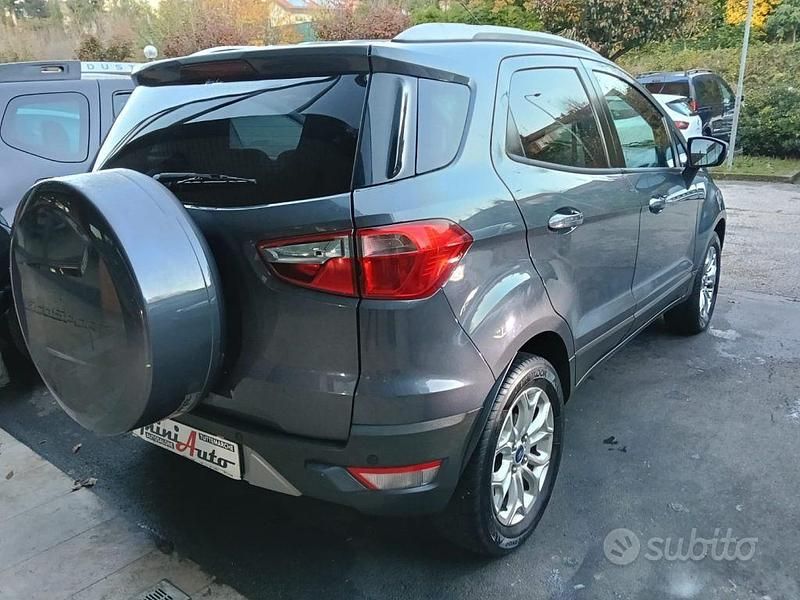 Usata Ford Ecosport Titanium 95 CV (69 kW) 2016 Grigio SUV