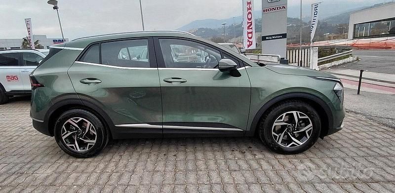 Usata Kia Sportage 149 CV (109 kW) 2024 Verde SUV