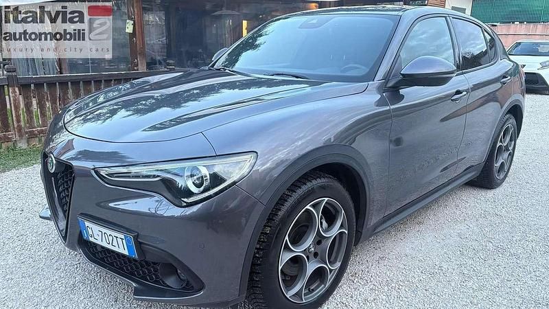 Usata Alfa Romeo Stelvio Sprint 190 CV (139 kW) 2022 Grigio SUV