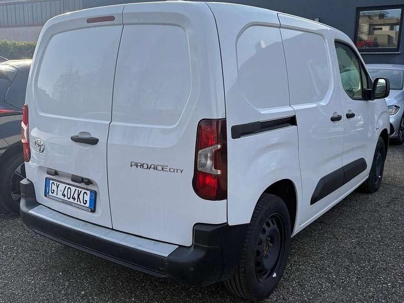 Nuova Toyota Proace City City 80 kW (110 CV) 2025 Bianco Monovolume
