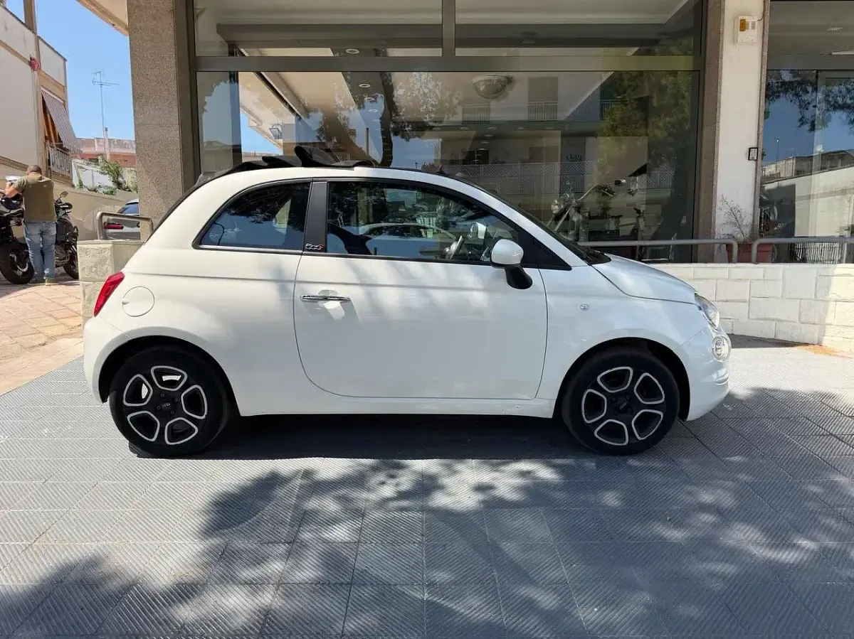 Usata Fiat 500C Lounge 69 CV (50 kW) 2023 Bianco Cabrio