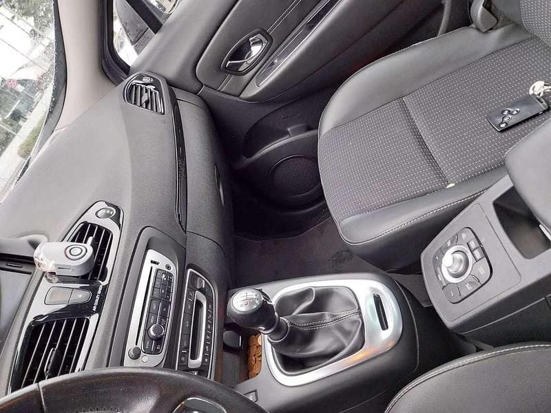 Usata Renault Scénic III 110 CV (80 kW) 2013 Monovolume