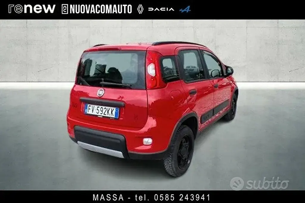 Usata Fiat Panda 4x4 S 86 CV (63 kW) 2019 Rosso dinamico Utilitaria