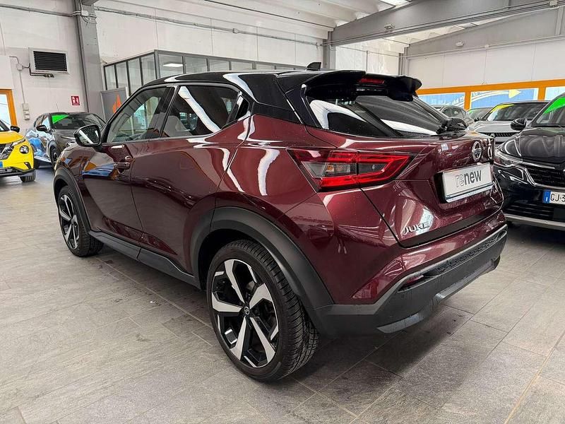 Usata Nissan Juke N-Connecta 114 CV (83 kW) 2022 Burgundy/tetto nero SUV