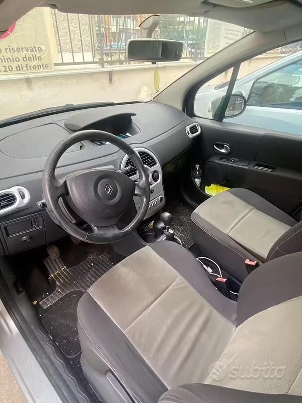 Usata Renault Modus 2009 Grigio Monovolume