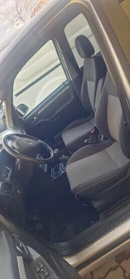 Usata Opel Meriva Cosmo 105 CV (77 kW) 2008 Argento Monovolume