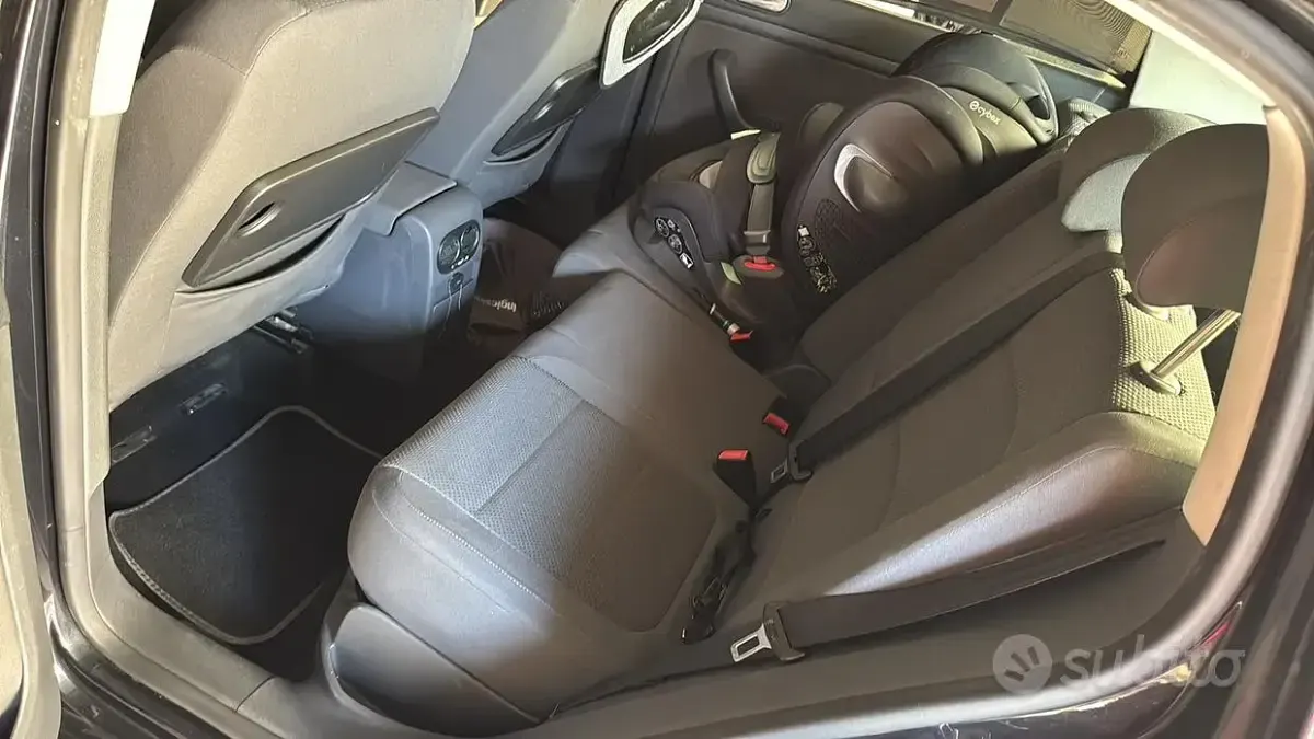 Usata VW Golf Plus 102 CV (75 kW) 2008 Nero Monovolume