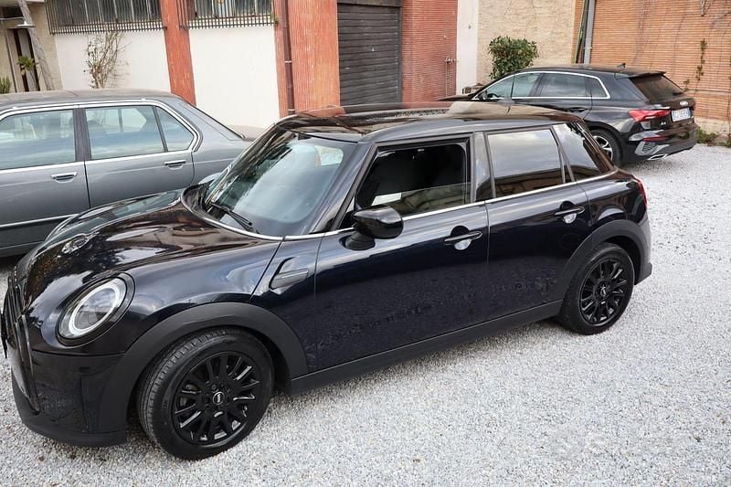 Usata Mini Cooper Classic 136 CV (100 kW) 2024 Blu Utilitaria