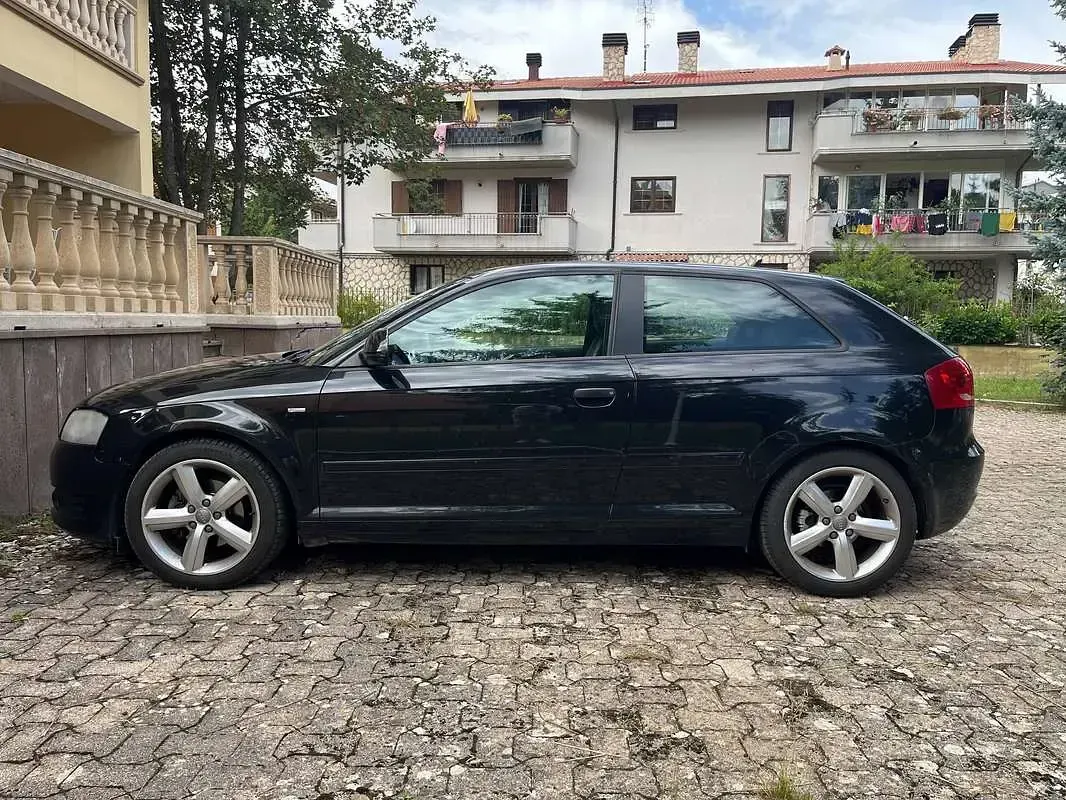 Usata Audi A3 140 CV (102 kW) 2008 Nero Utilitaria